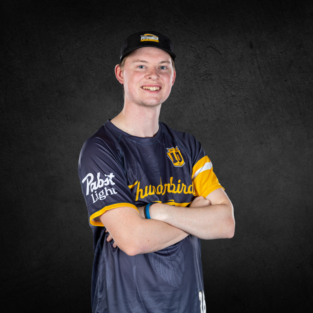 Connor Newell headshot